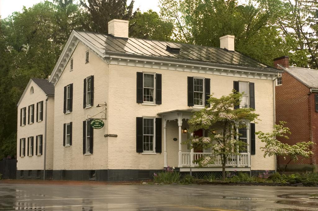 Thomas Shepherd Inn Shepherdstown Exterior photo