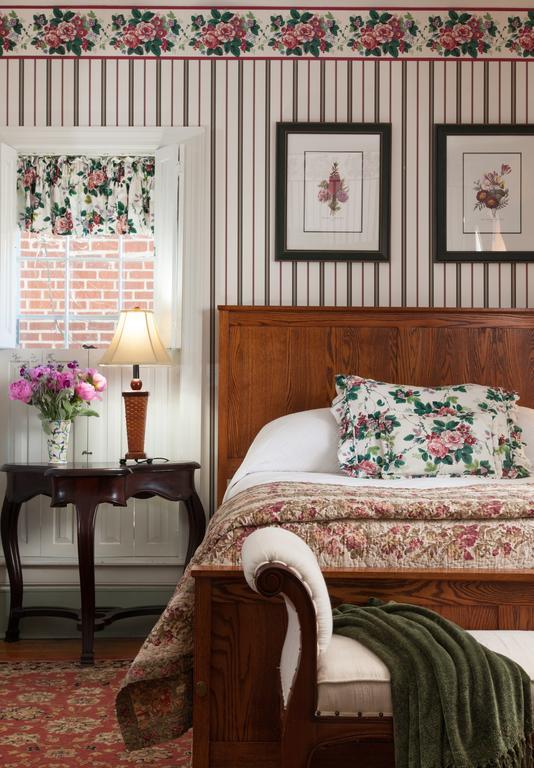 Thomas Shepherd Inn Shepherdstown Room photo